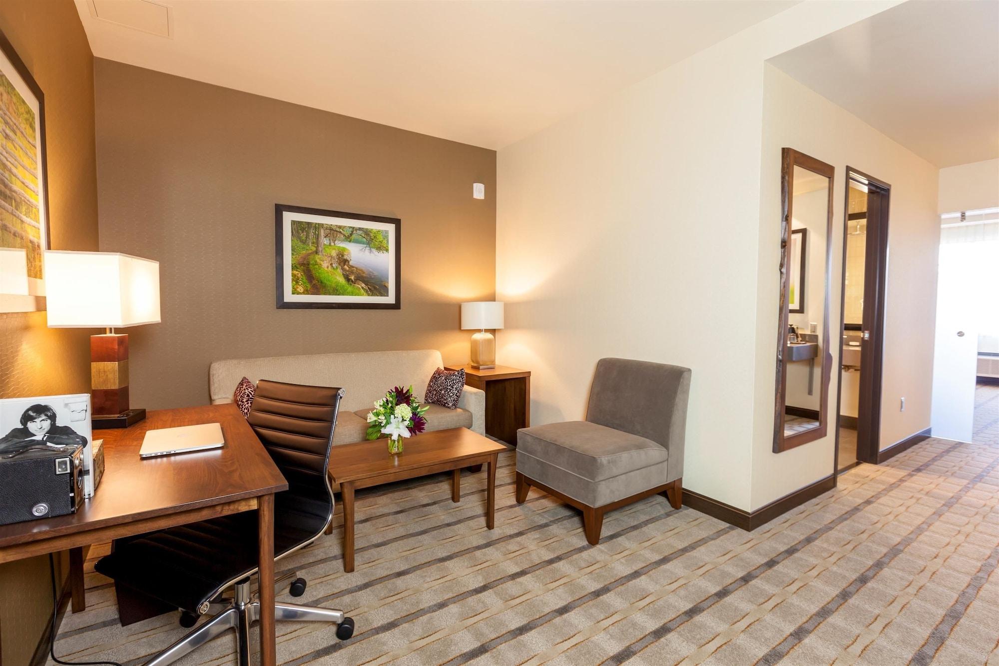 Best Western Premier Boulder Falls Inn Лебанон Екстериор снимка