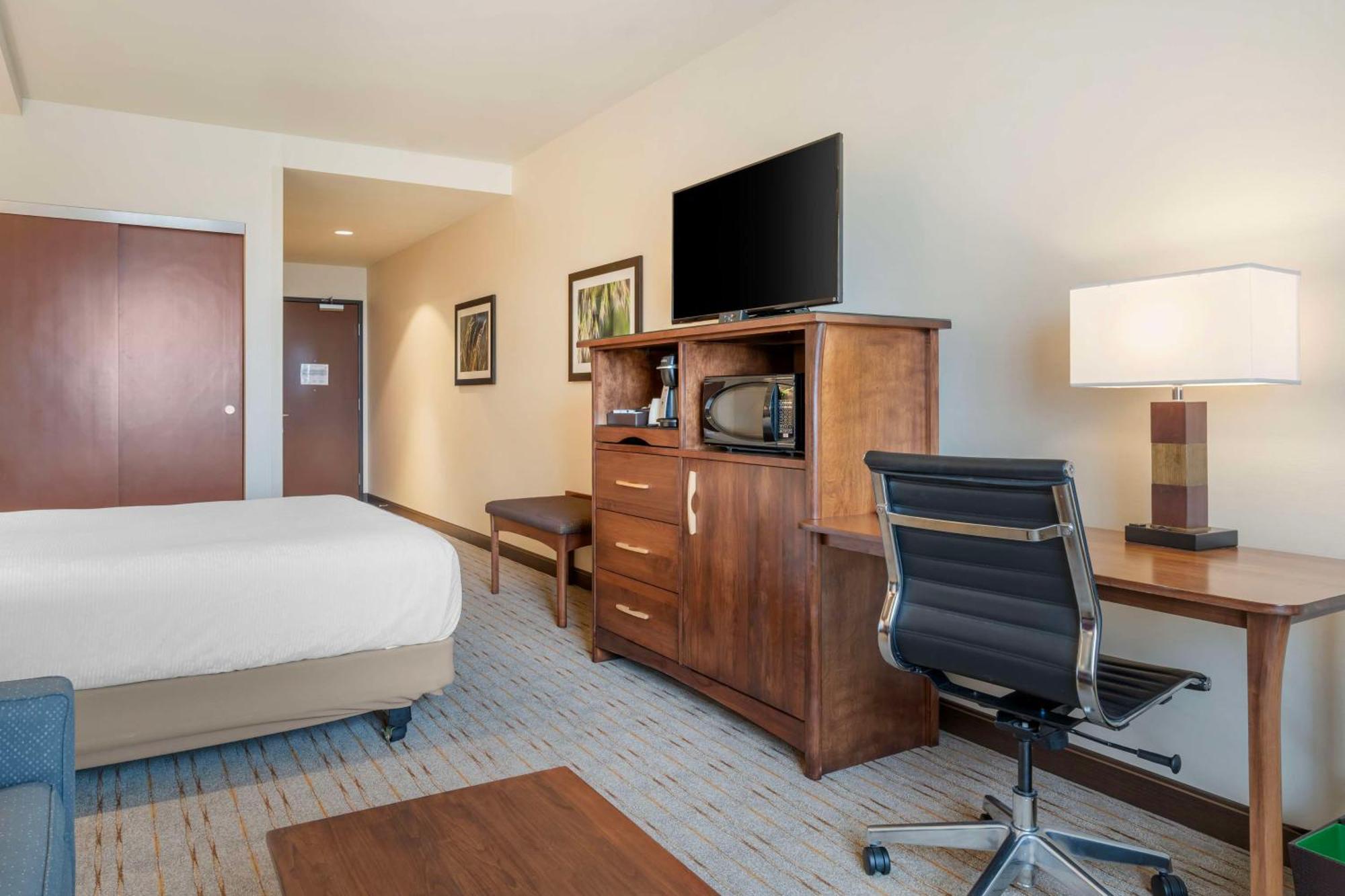Best Western Premier Boulder Falls Inn Лебанон Екстериор снимка