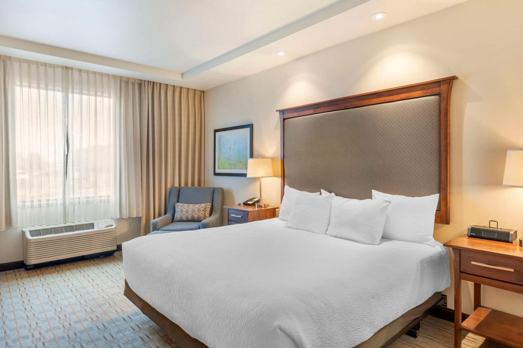 Best Western Premier Boulder Falls Inn Лебанон Екстериор снимка