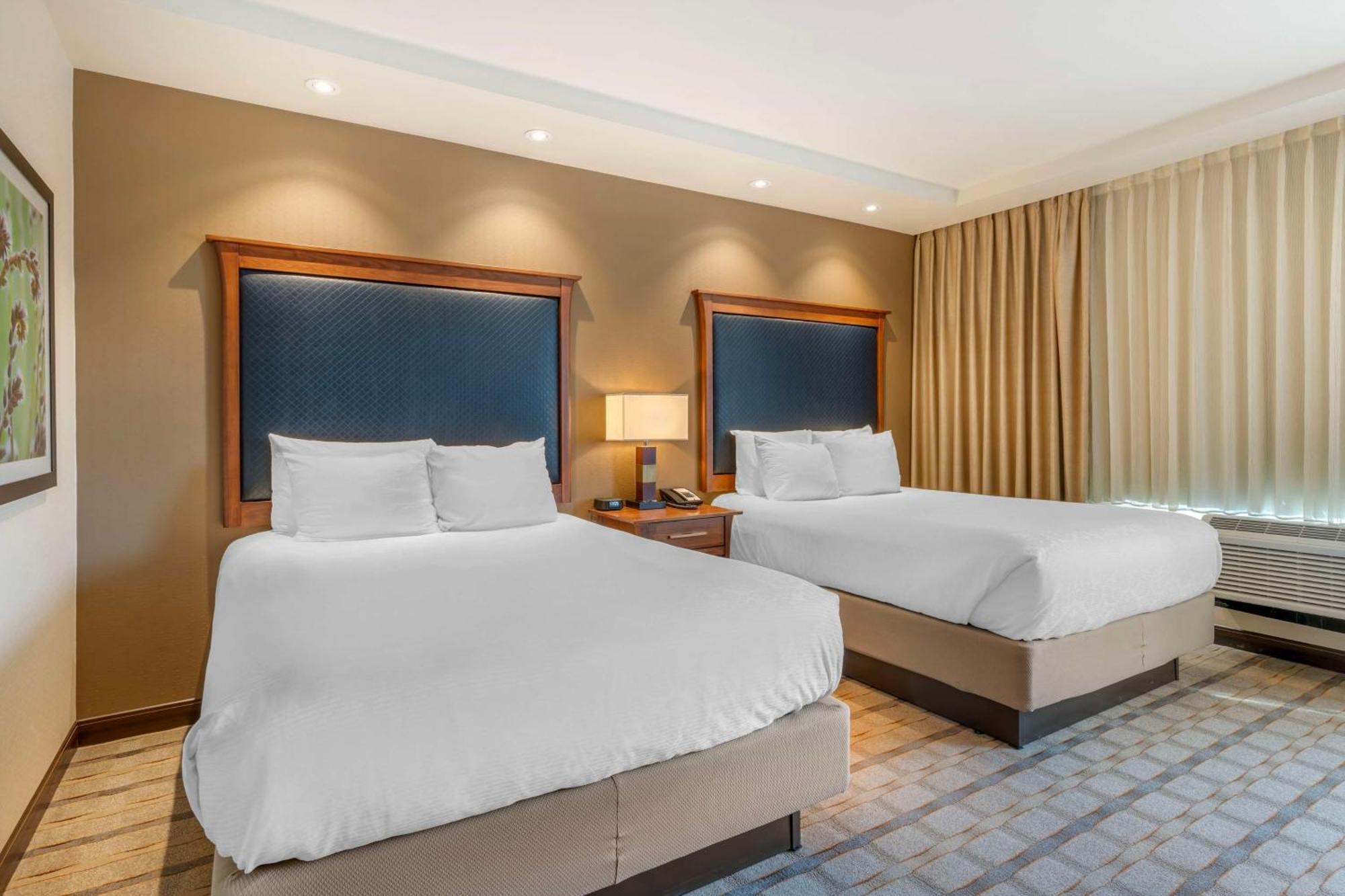 Best Western Premier Boulder Falls Inn Лебанон Екстериор снимка