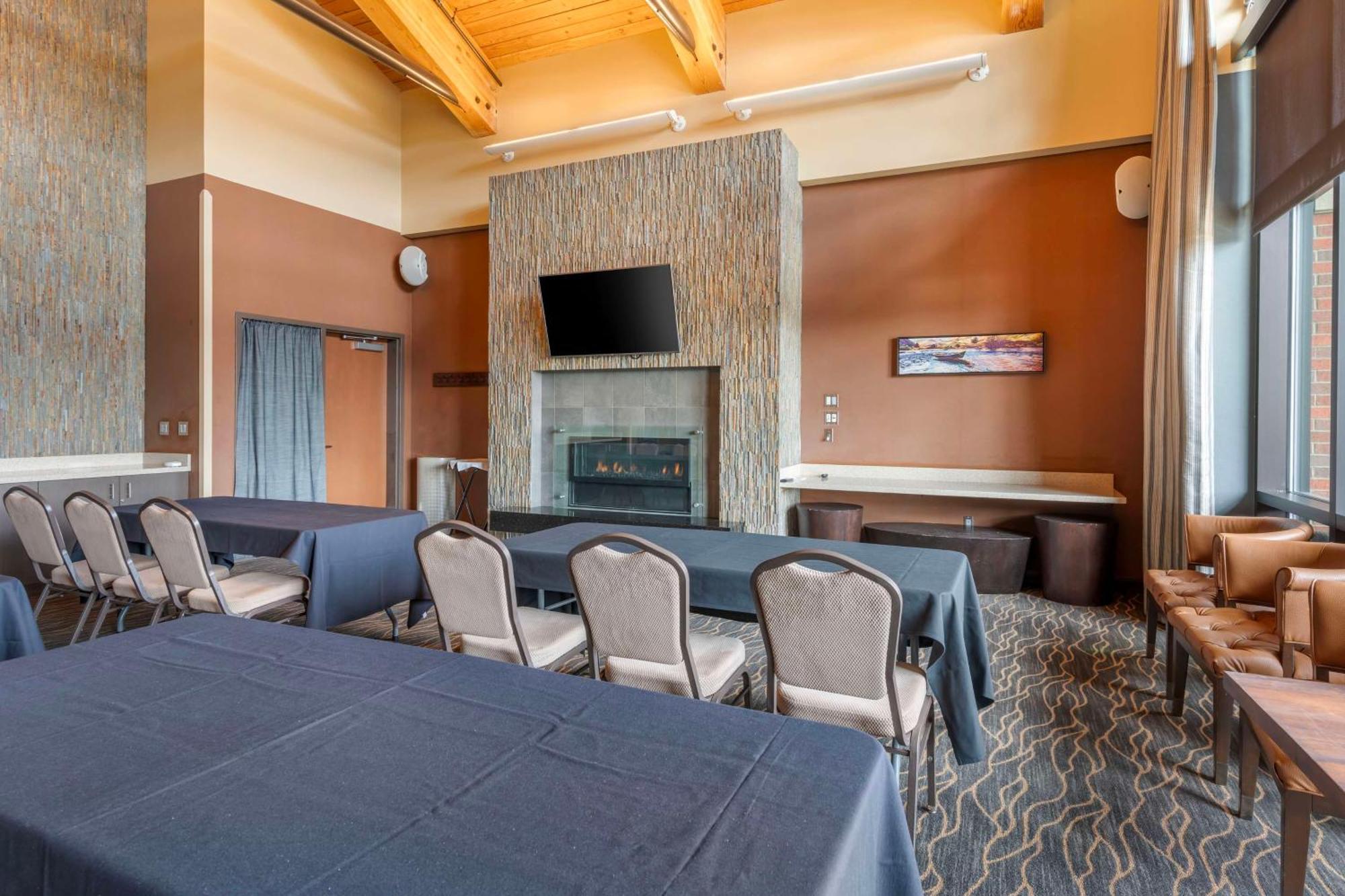 Best Western Premier Boulder Falls Inn Лебанон Екстериор снимка